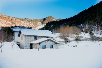 encamp