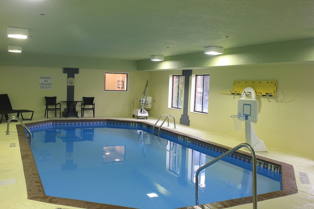 holiday inn express corydon by ihg