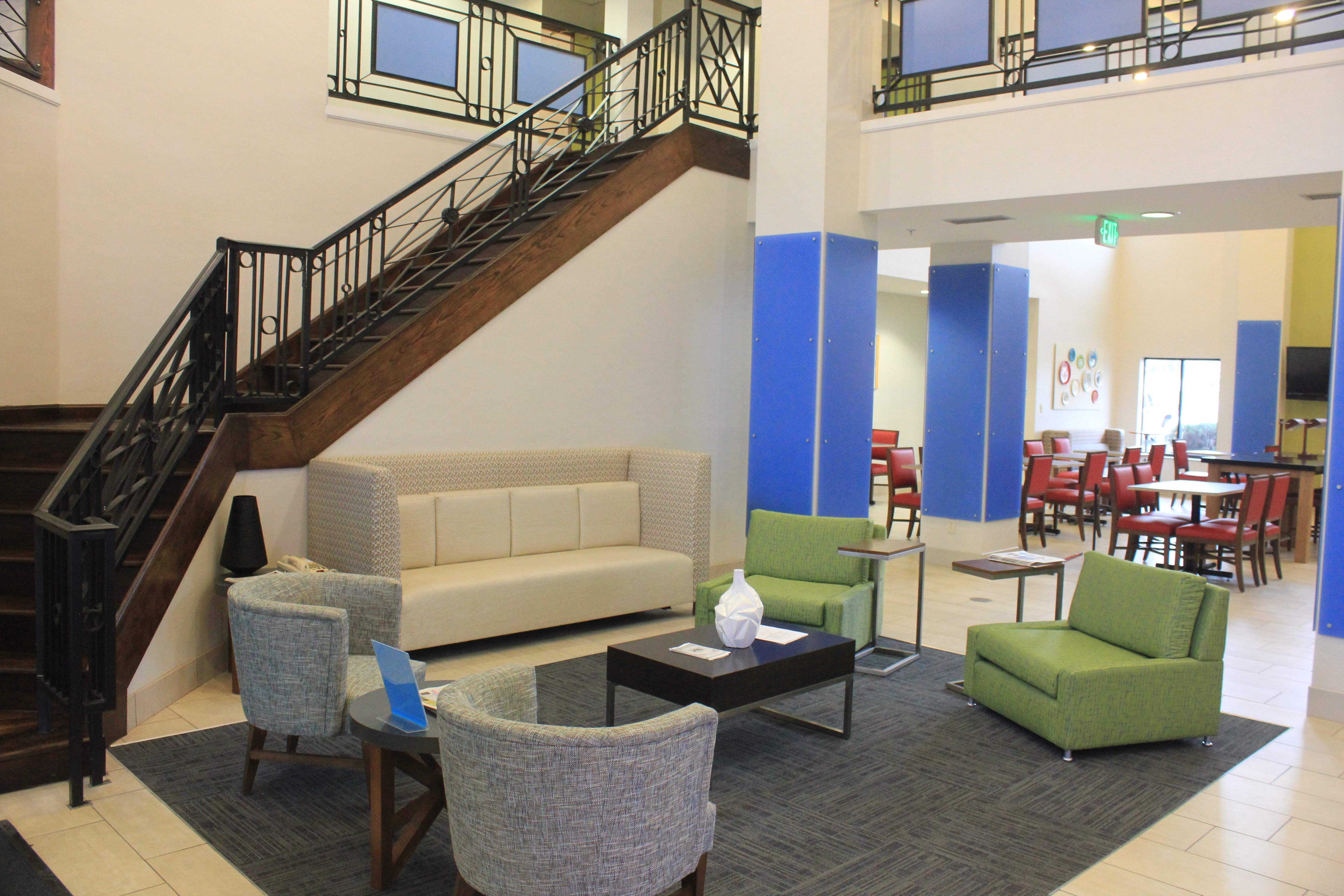 holiday inn express corydon by ihg