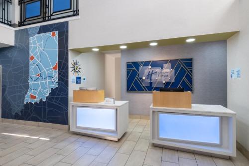 holiday inn express corydon by ihg