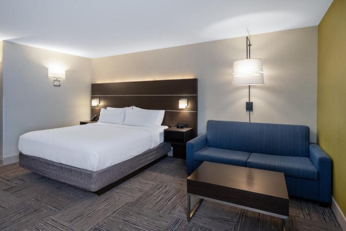 holiday inn express corydon by ihg