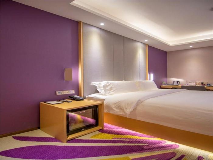 lavande hotel jiangmen heshan bus terminal