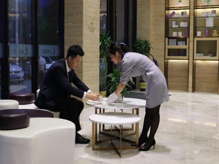 lavande hotel jiangmen heshan bus terminal