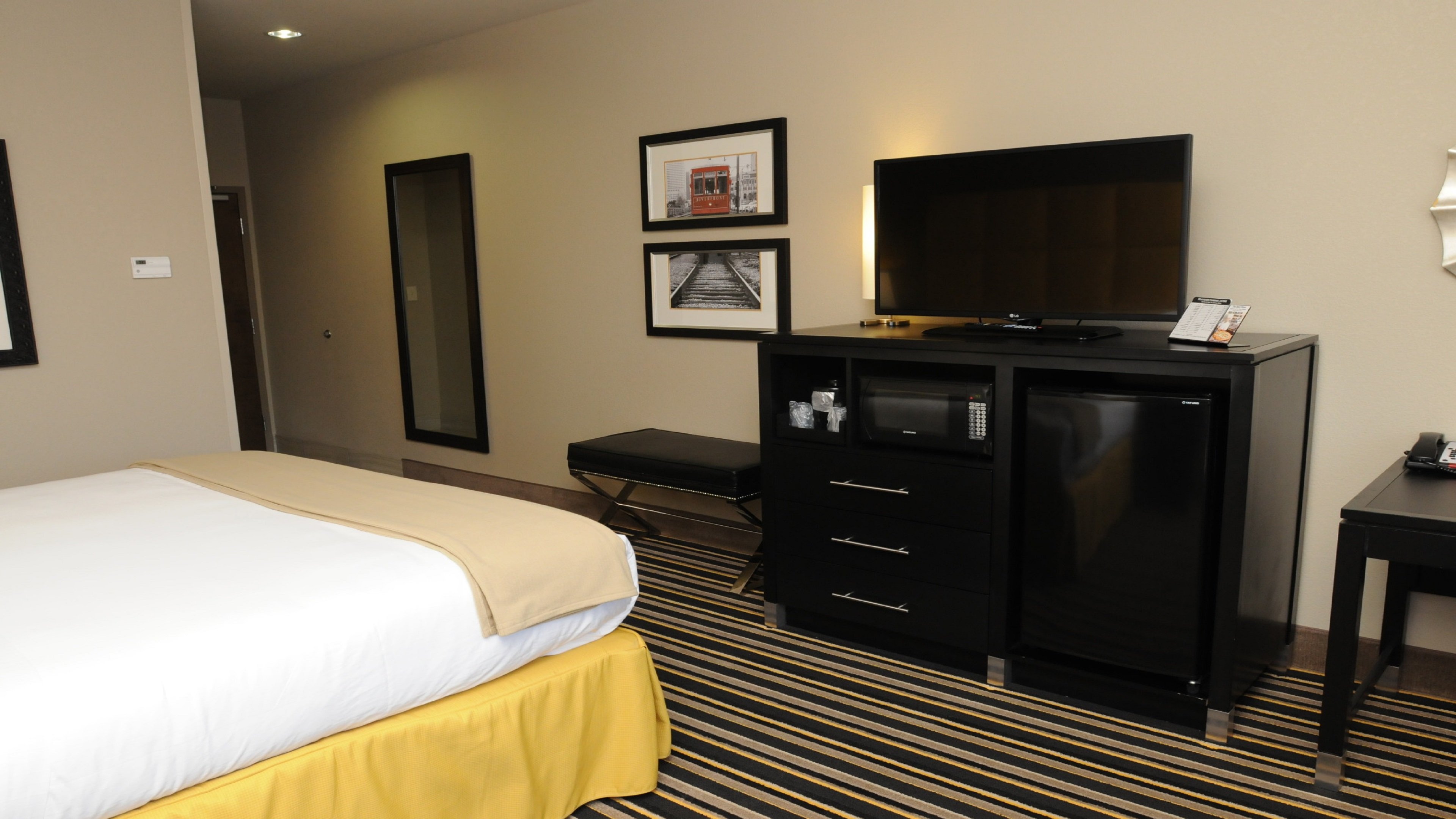 holiday inn express covington madisonville by ihg