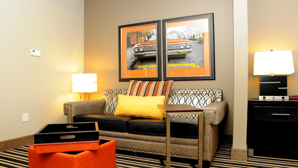 holiday inn express covington madisonville by ihg