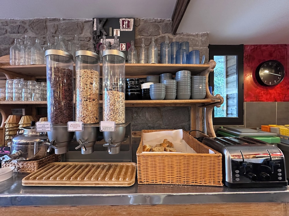 auberge de jeunesse hi le mont dore