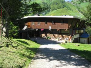 auberge de jeunesse hi le mont dore