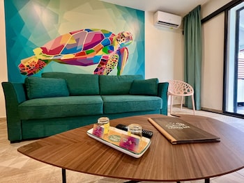 kawan bay suites