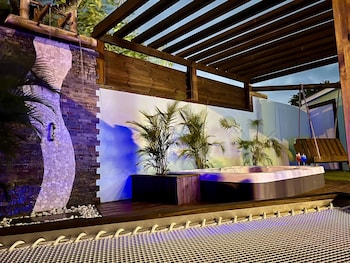 kawan bay suites