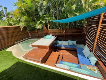 kawan bay suites