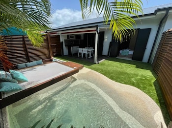 kawan bay suites