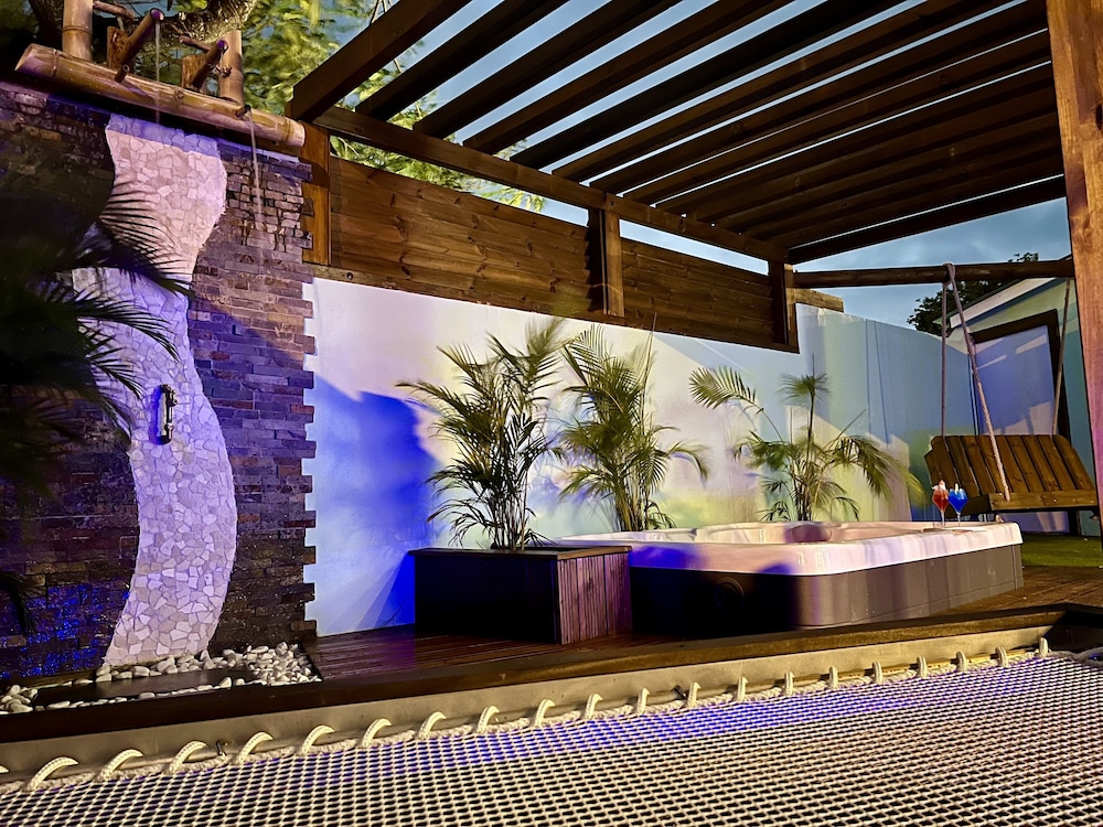 kawan bay suites