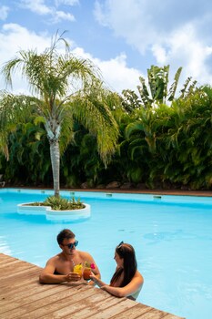 kawan bay suites