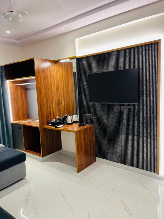 skyview boutique hotel