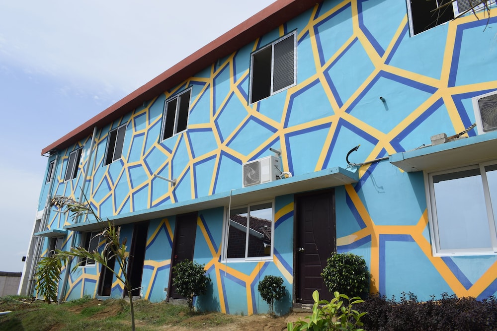 navagiraga resorts and hotel