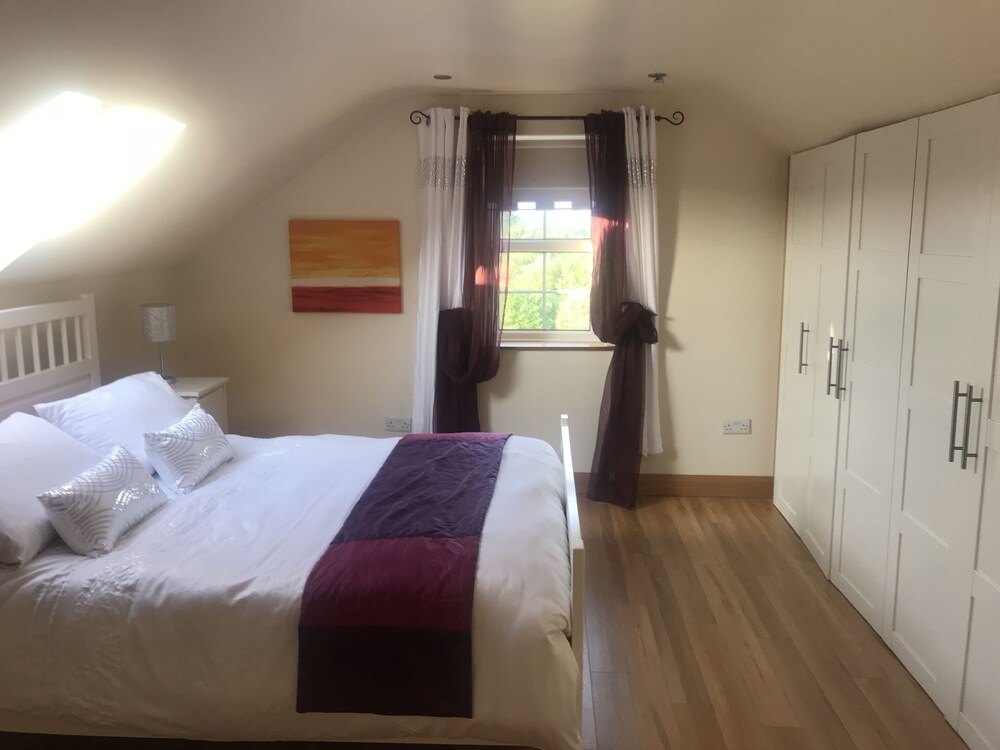 tranquil modern countryside bungalow