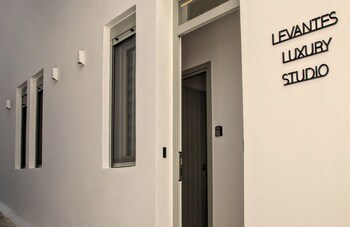 levantes luxury suites i