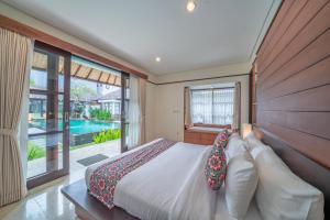 villa litera seminyak