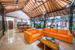 villa litera seminyak