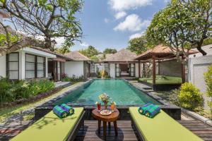 villa litera seminyak