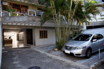 ref house