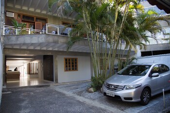 ref house