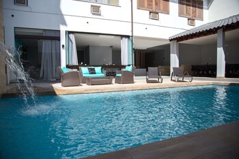 ref house