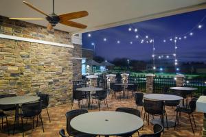 hyatt place canton