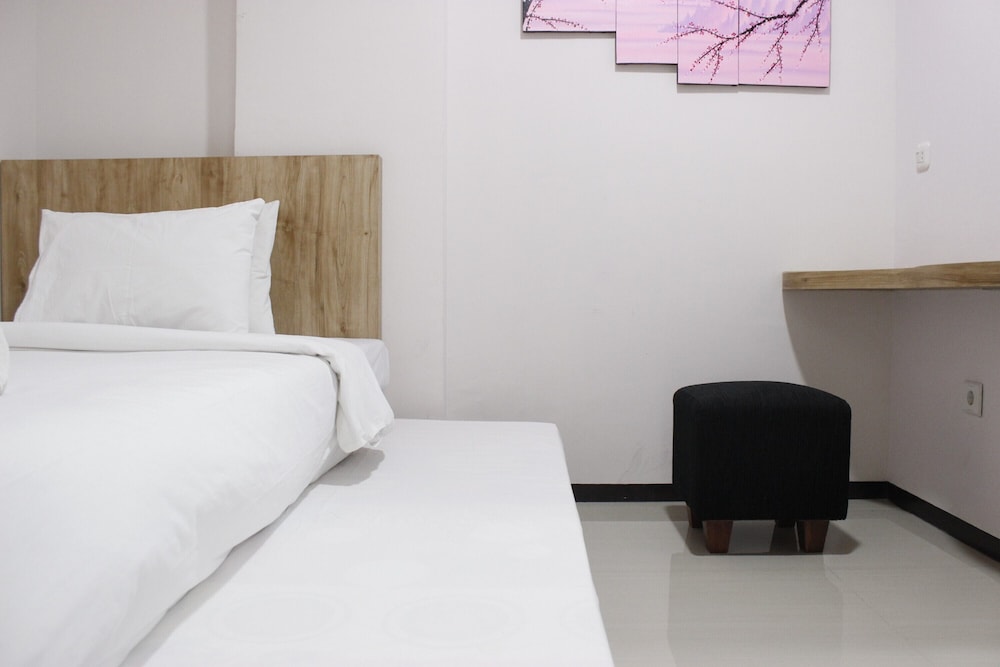 comfortable and gorgeous 2br at gateway pasteur apartment