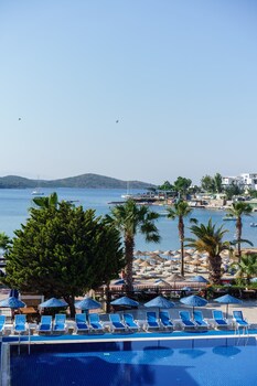 costa bitezhan hotel