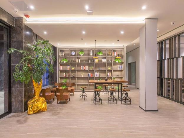 hanting hotel zhijiang yanjiang avenue