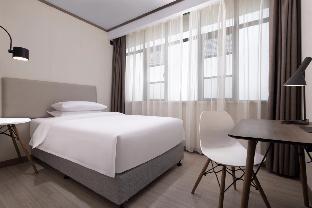 hanting hotel zhijiang yanjiang avenue