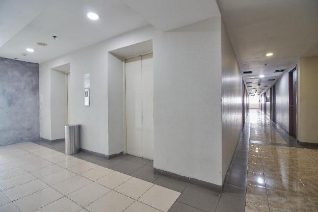 apartment green lake view ciputat by celebrity room