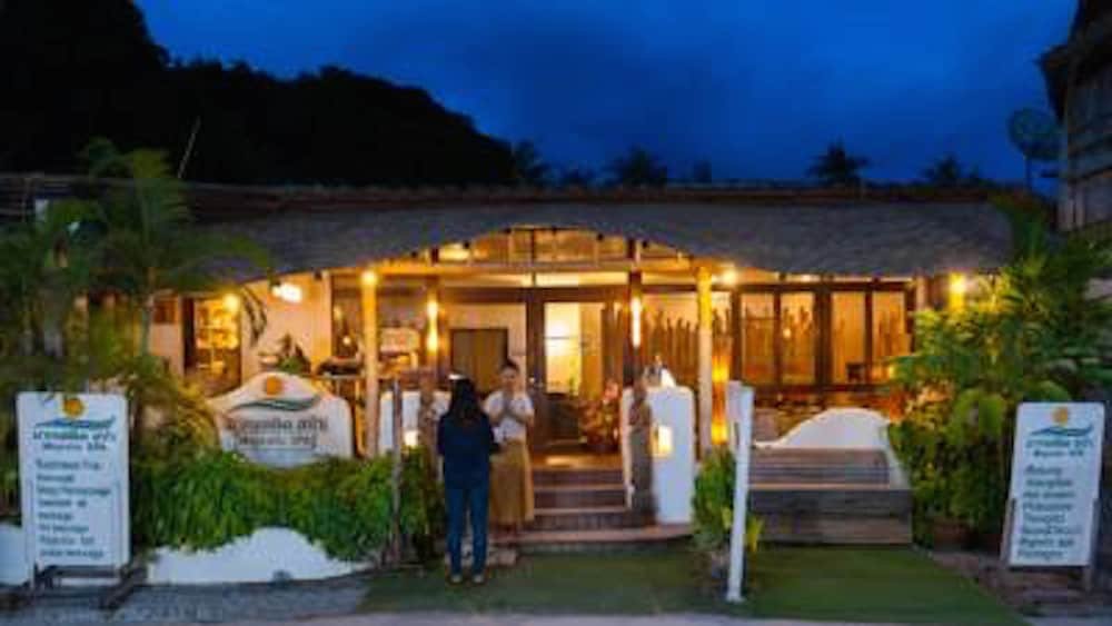 majestic sea view resort