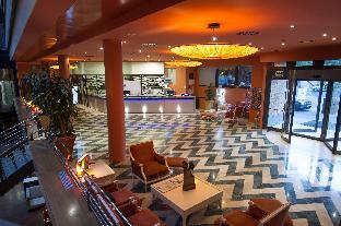 hotel ribera de triana reopening