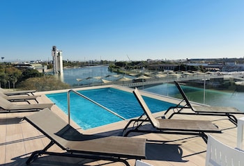 hotel ribera de triana reopening