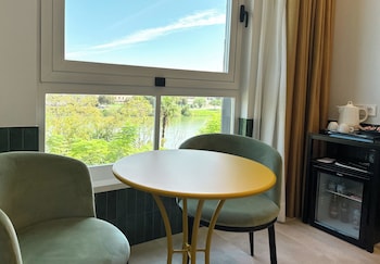 hotel ribera de triana reopening