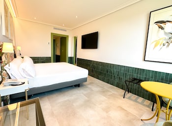 hotel ribera de triana reopening