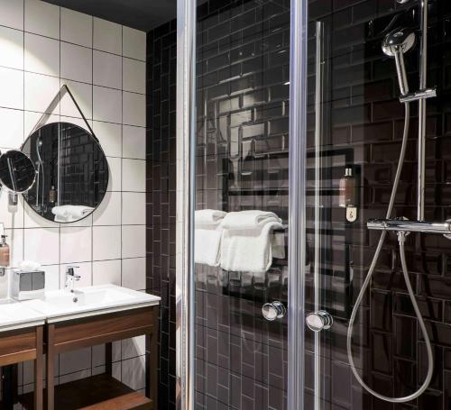 hotel konti by happyculture