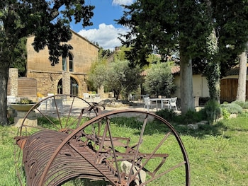 arles