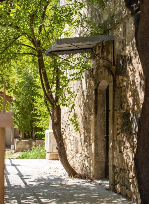 arles