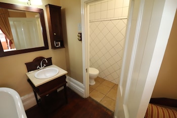the kimberley club guesthouse