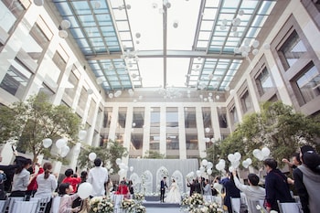intercontinental jinan city center by ihg