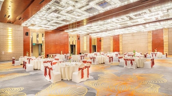 intercontinental jinan city center by ihg