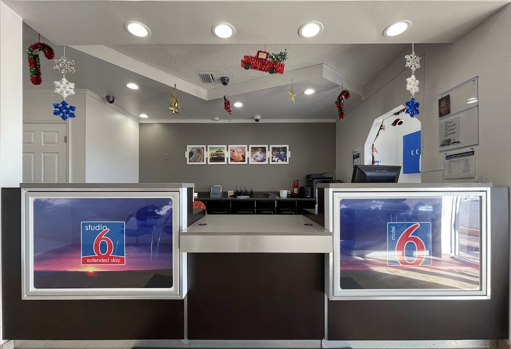 inn and suites of englewood