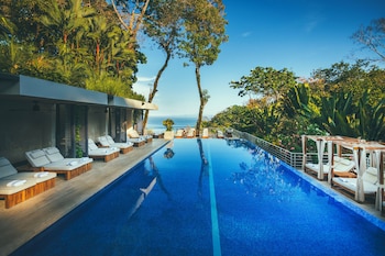 Los Altos Resort,,5 star