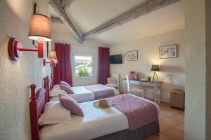 Hotel Du Forum,Avignon>>Aubignan,2 star