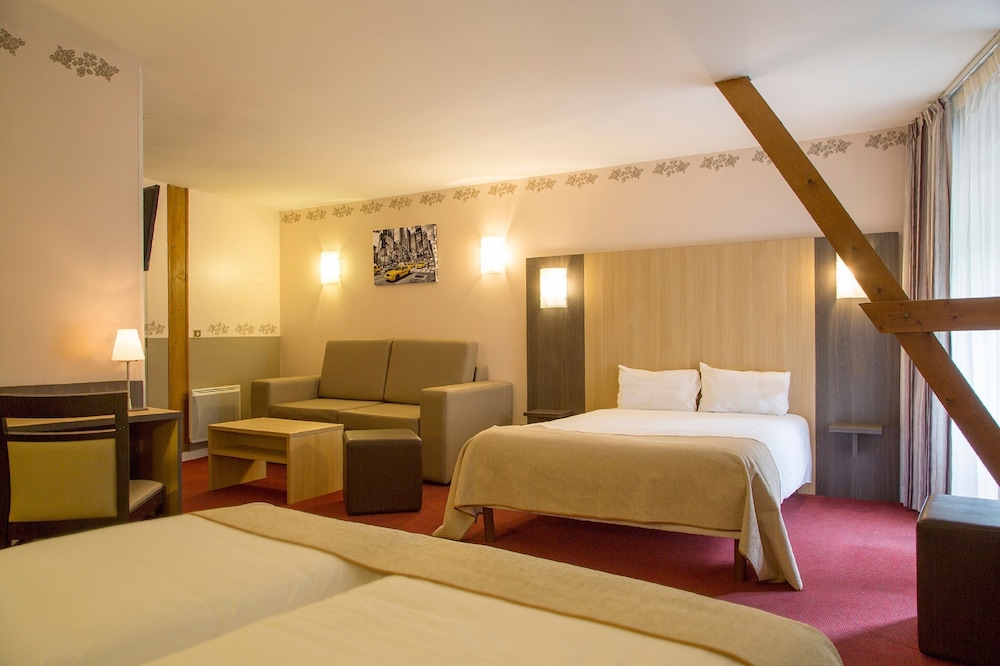 brit hotel chinon le lion dor