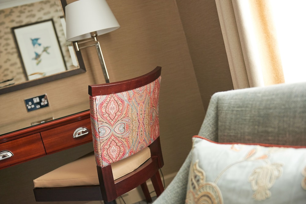 dalmahoy hotel and country club