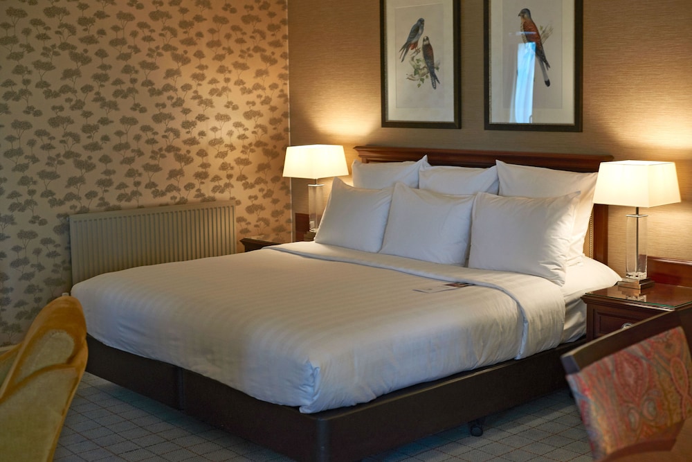 dalmahoy hotel and country club